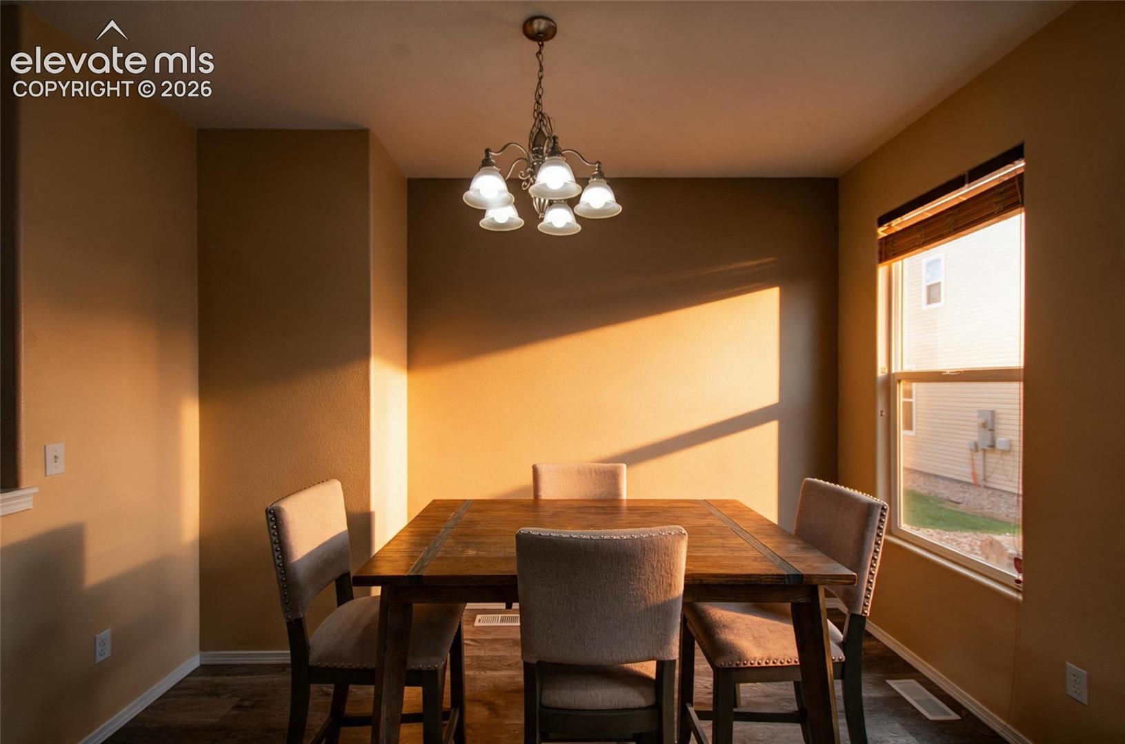 Listing photo 11 for 10576 Wells Point