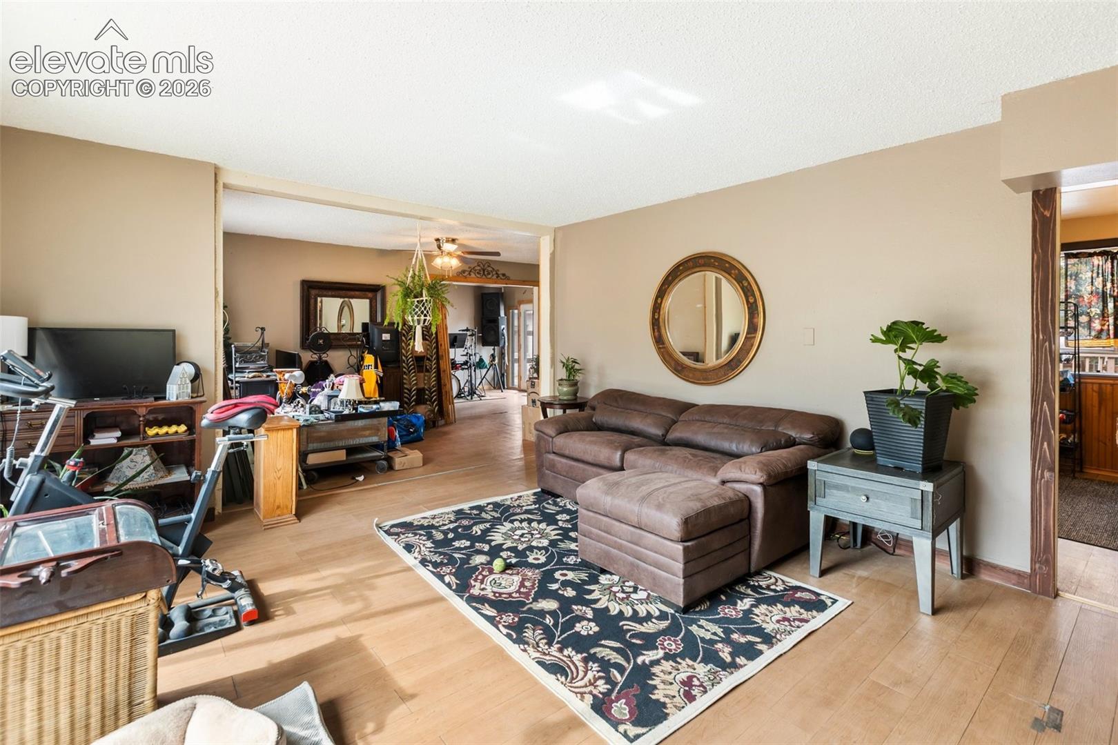 20 Westwood Drive, photo 3