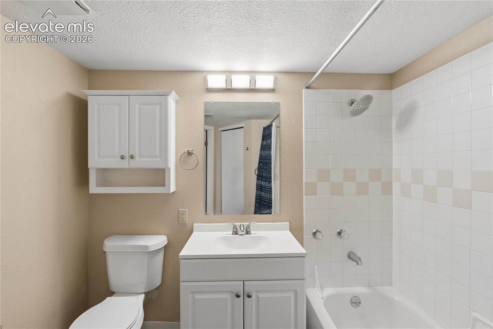 Listing photo 18 for 2147 Denton Grove 102