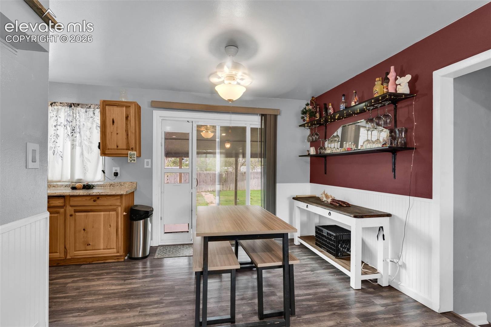 Listing photo 8 for 3 MacArthur Road