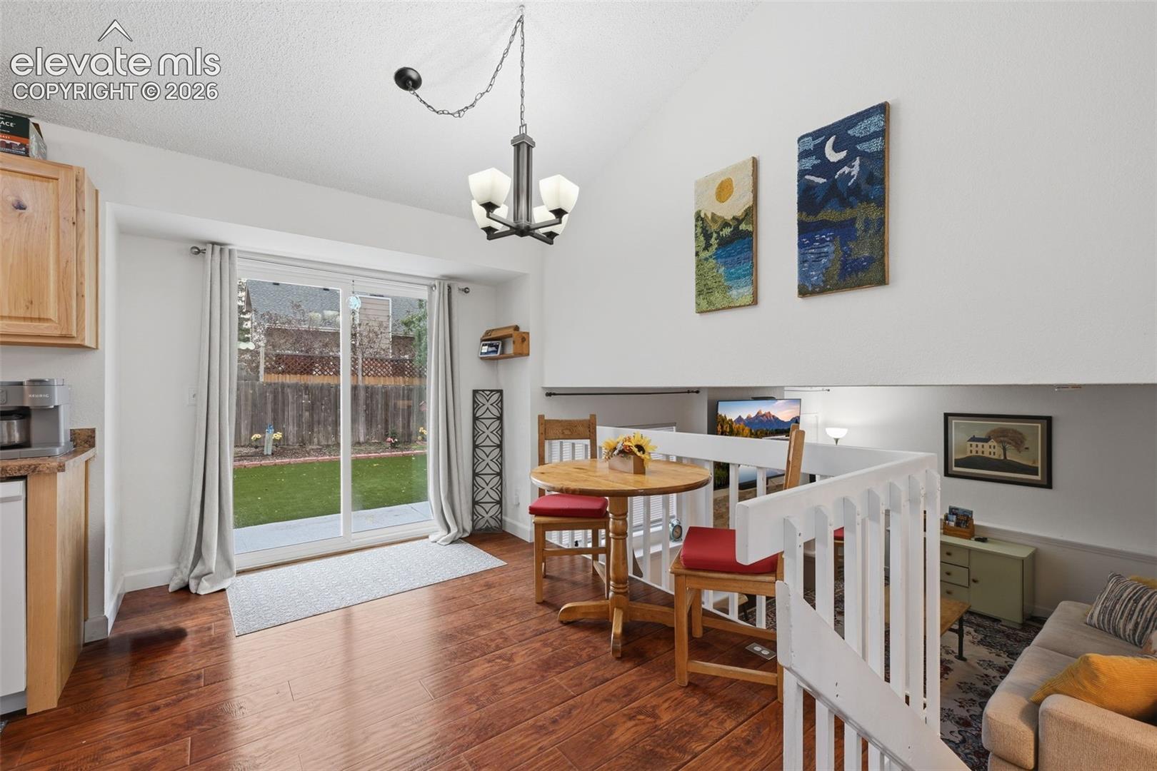 Listing photo 11 for 8219 Steadman Drive
