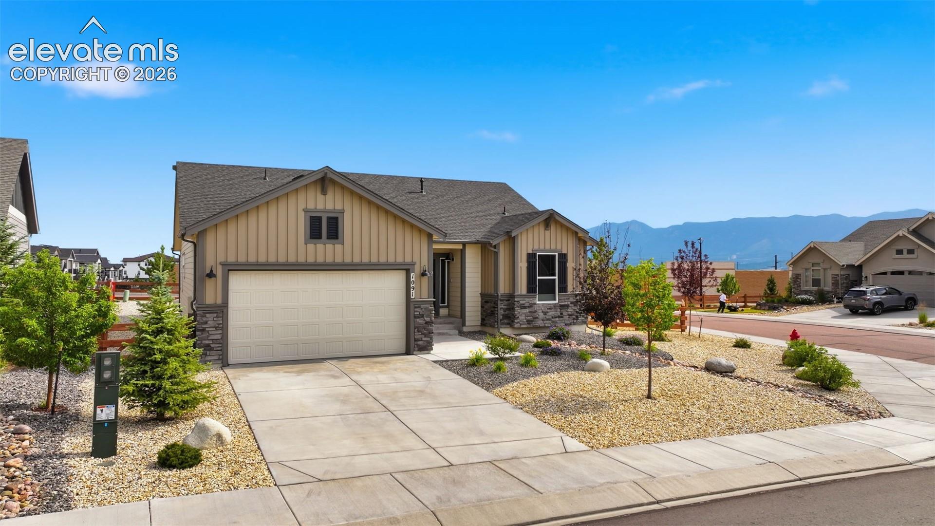 1091 Parkline Lane