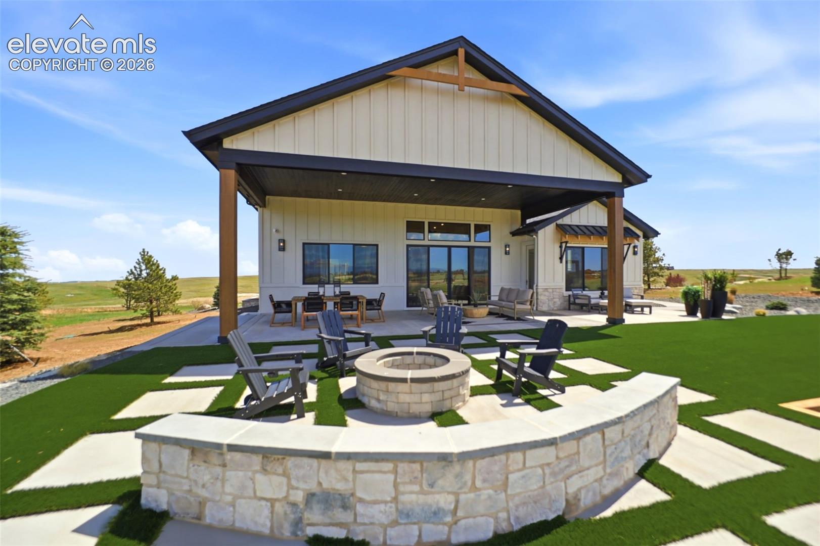 Listing photo 44 for 15390 Sandbagger Drive