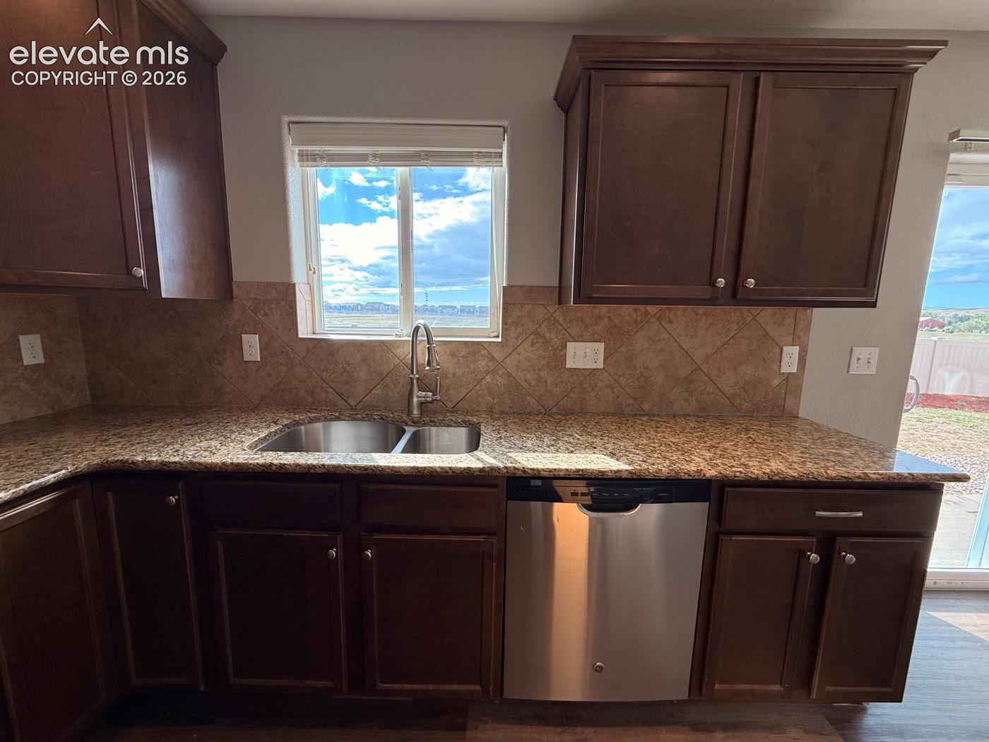 Listing photo 21 for 7227 Trione Lane