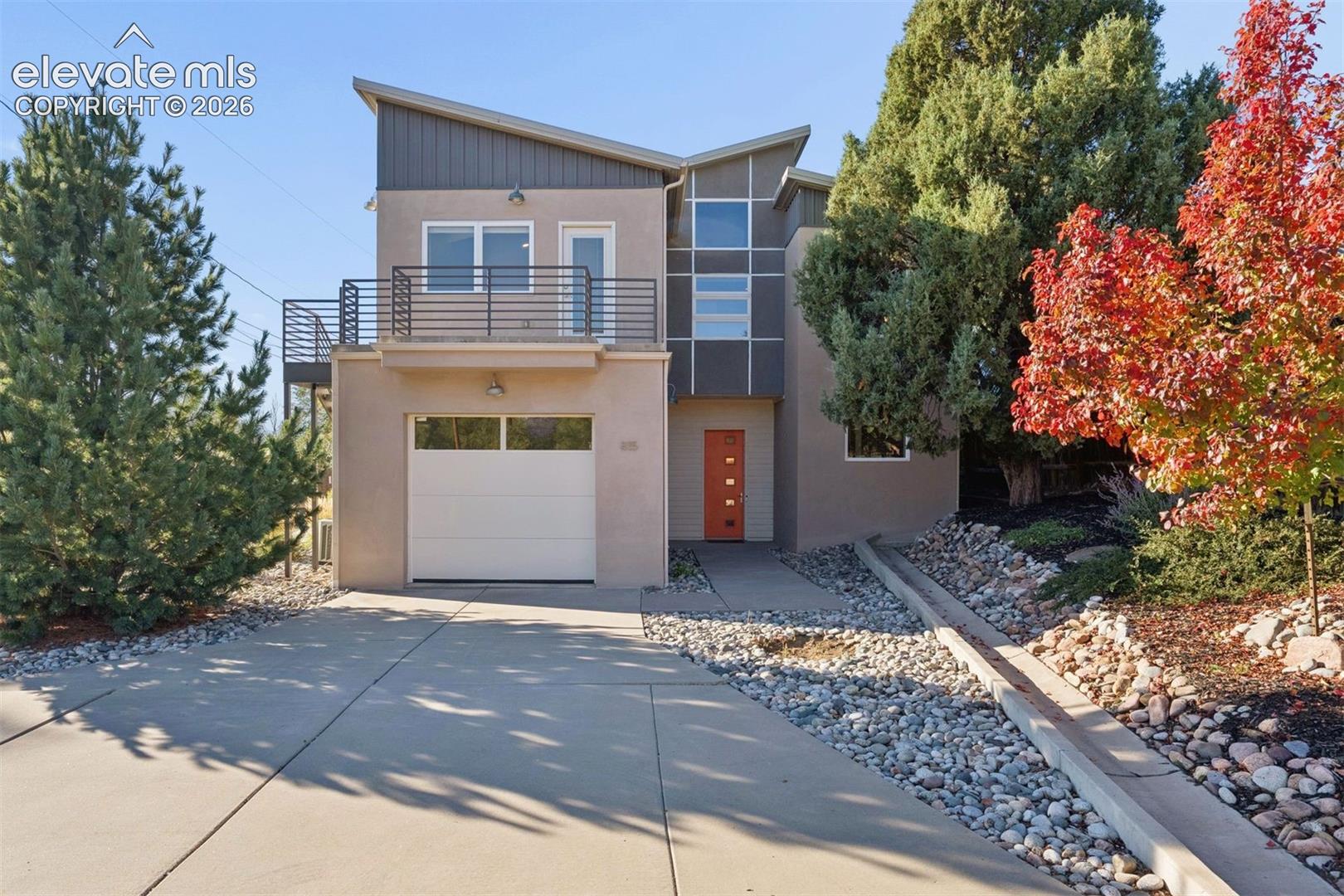 Listing photo 43 for 815 W Jefferson Street