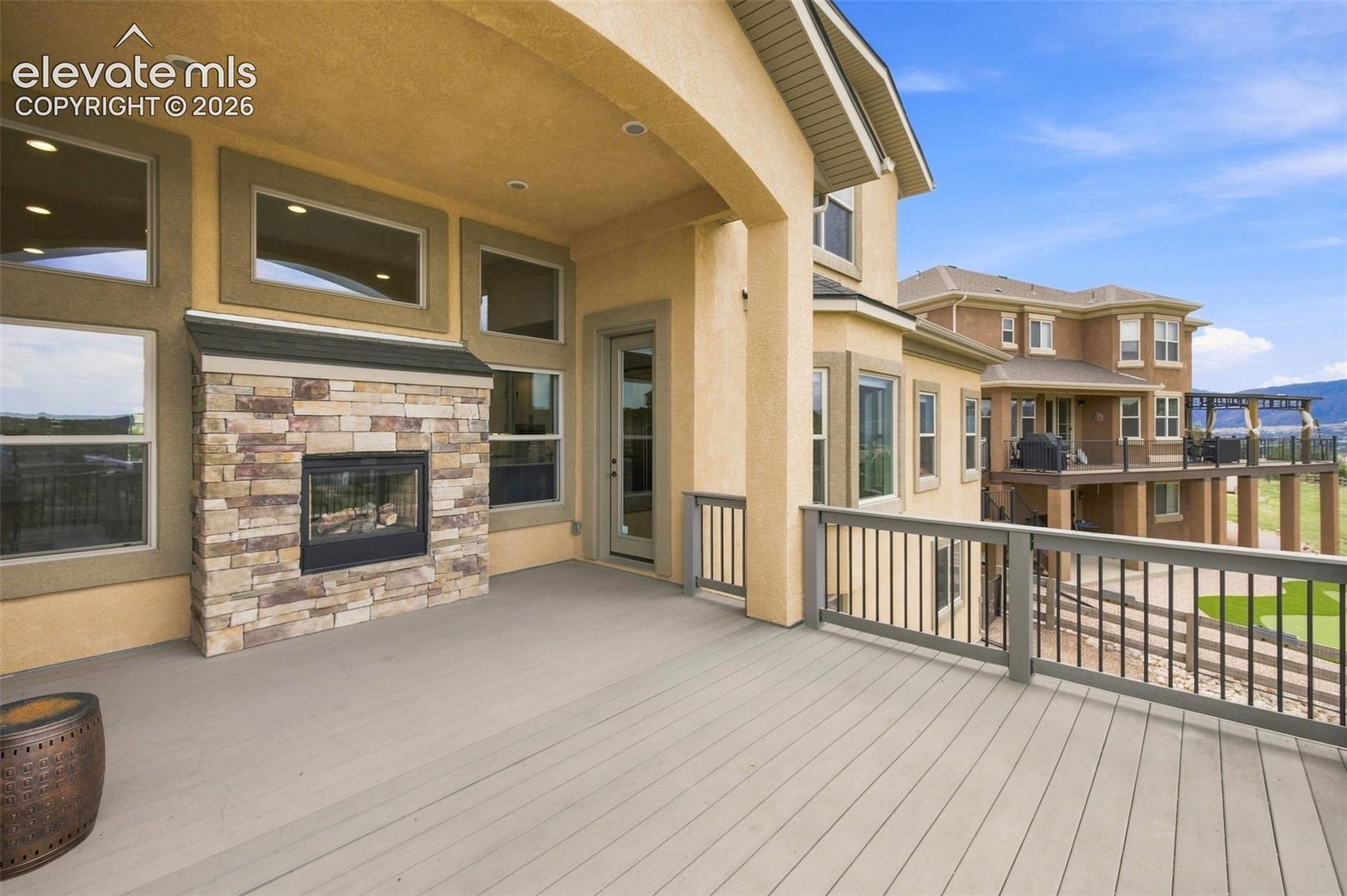 Listing photo 11 for 17796 Mining Way