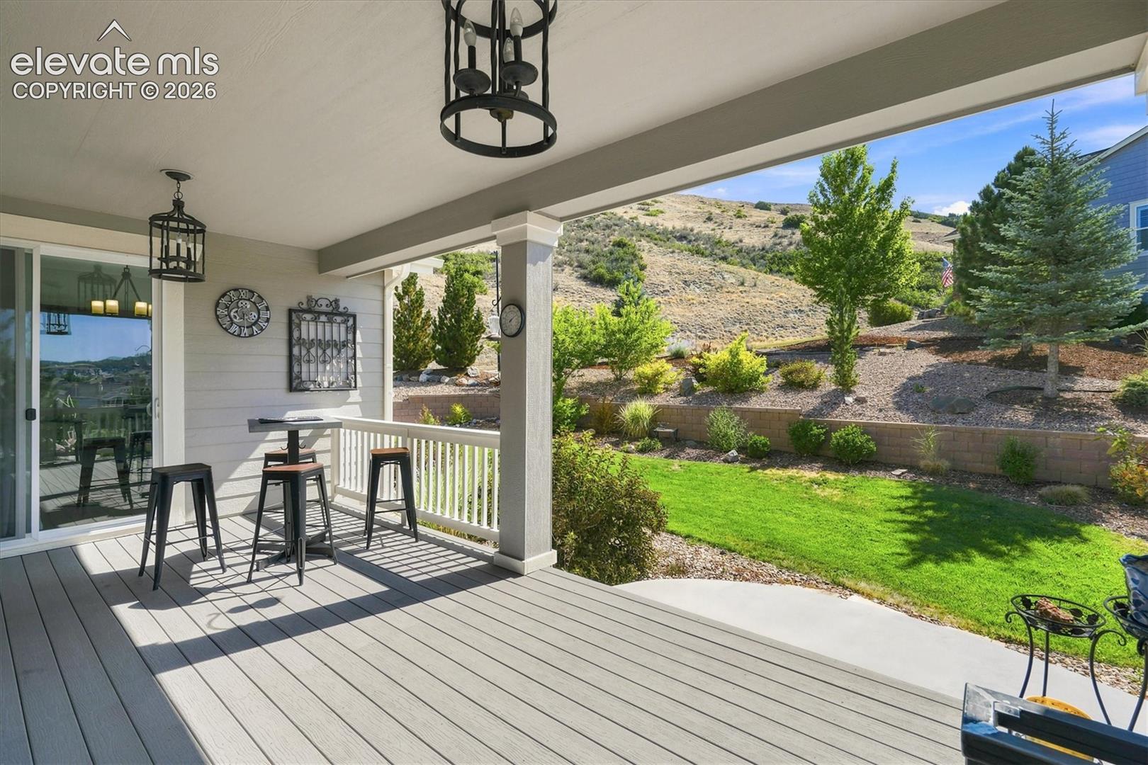 Listing photo 6 for 3708 Eveningglow Way