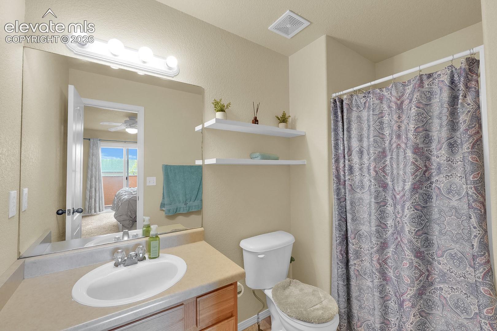 2280 La Salle Street, photo 5
