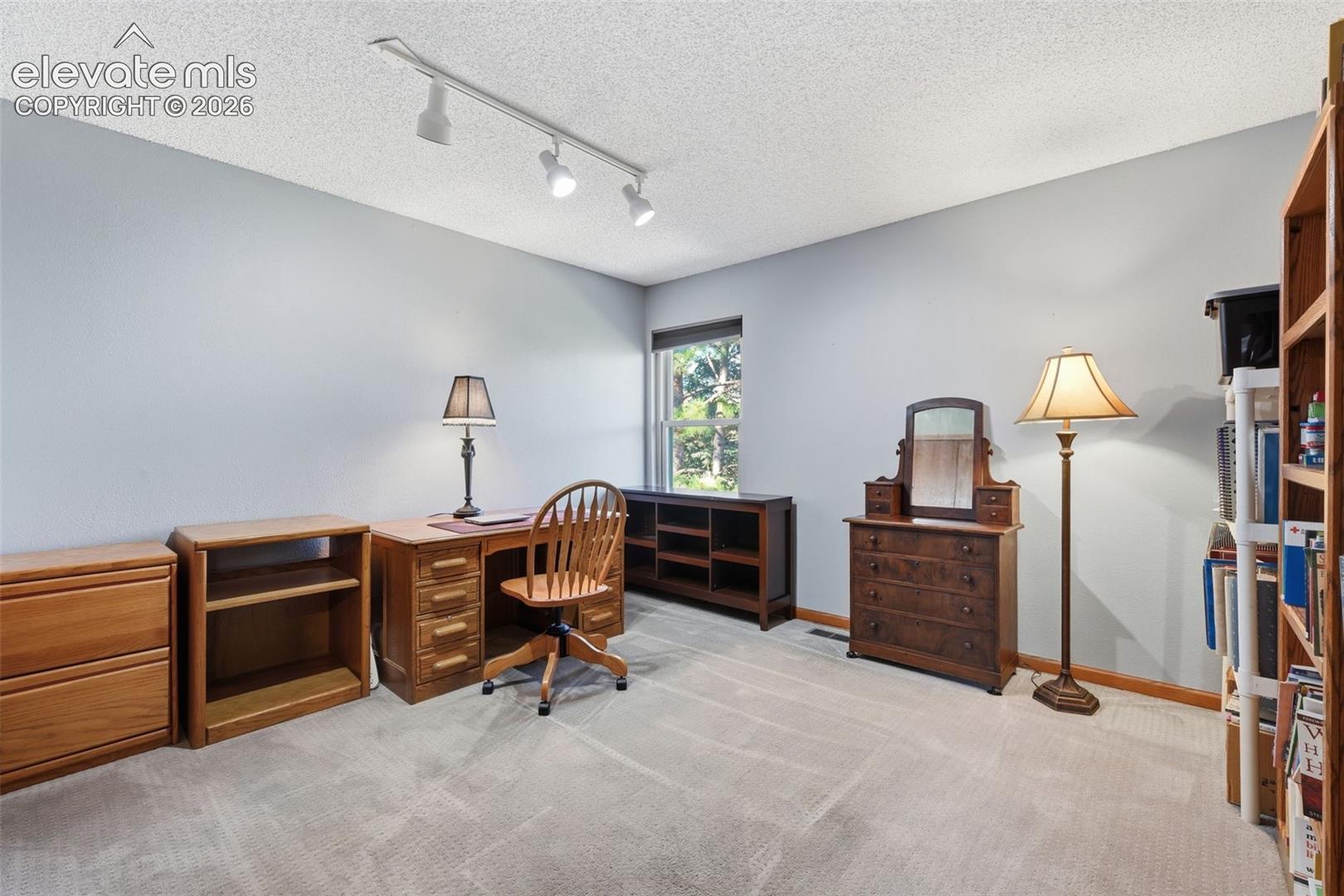 6364 Galway Drive, photo 29