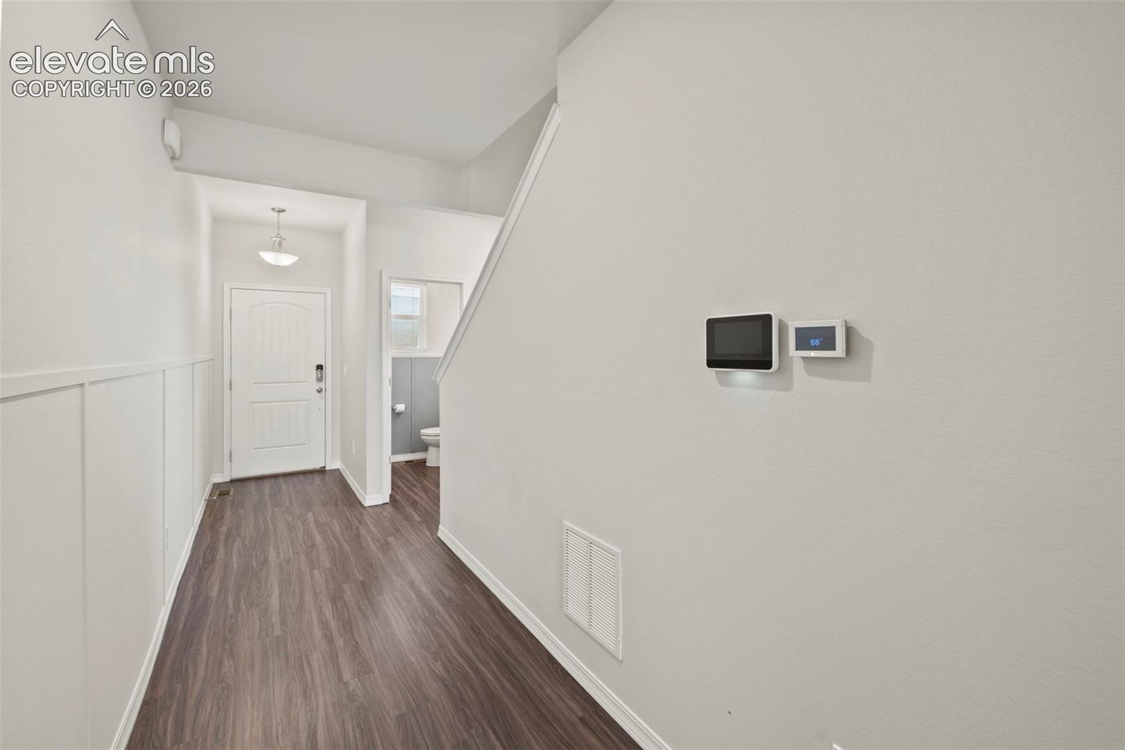 Listing photo 2 for 5659 Heathland Terrace
