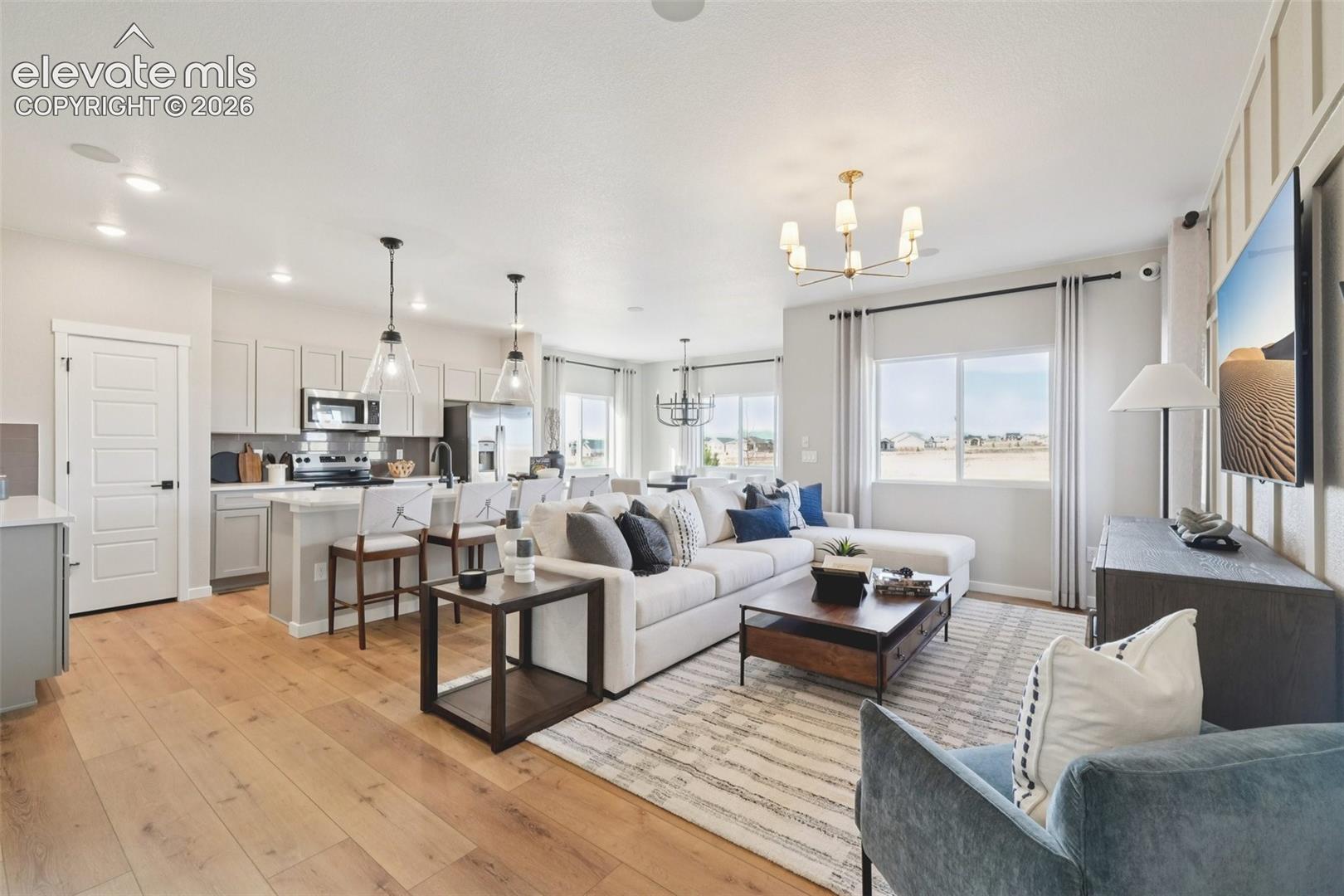 Listing photo 2 for 13555 Nederland Drive