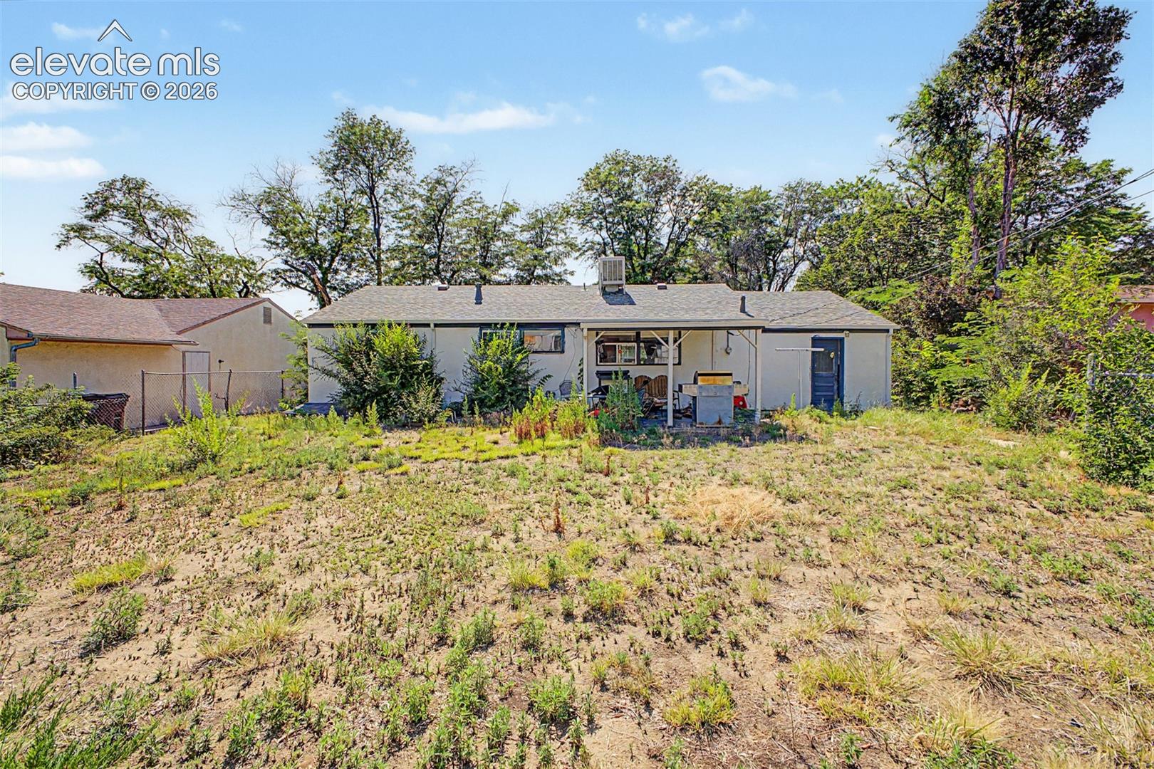 Listing photo 27 for 1606 Iroquois Road