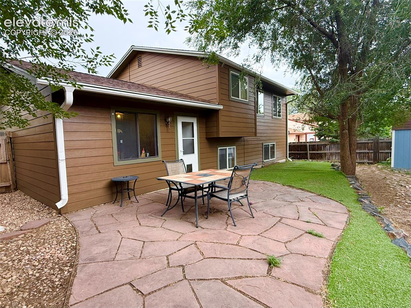 Listing photo 27 for 2023 Summerfield Drive