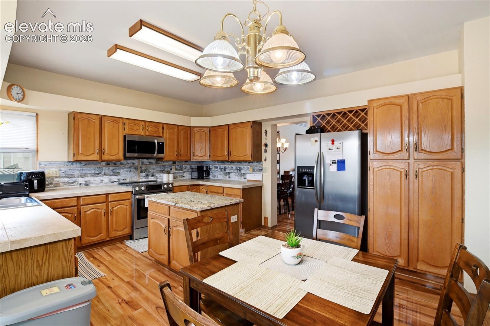 8435 Avens Circle, photo 7