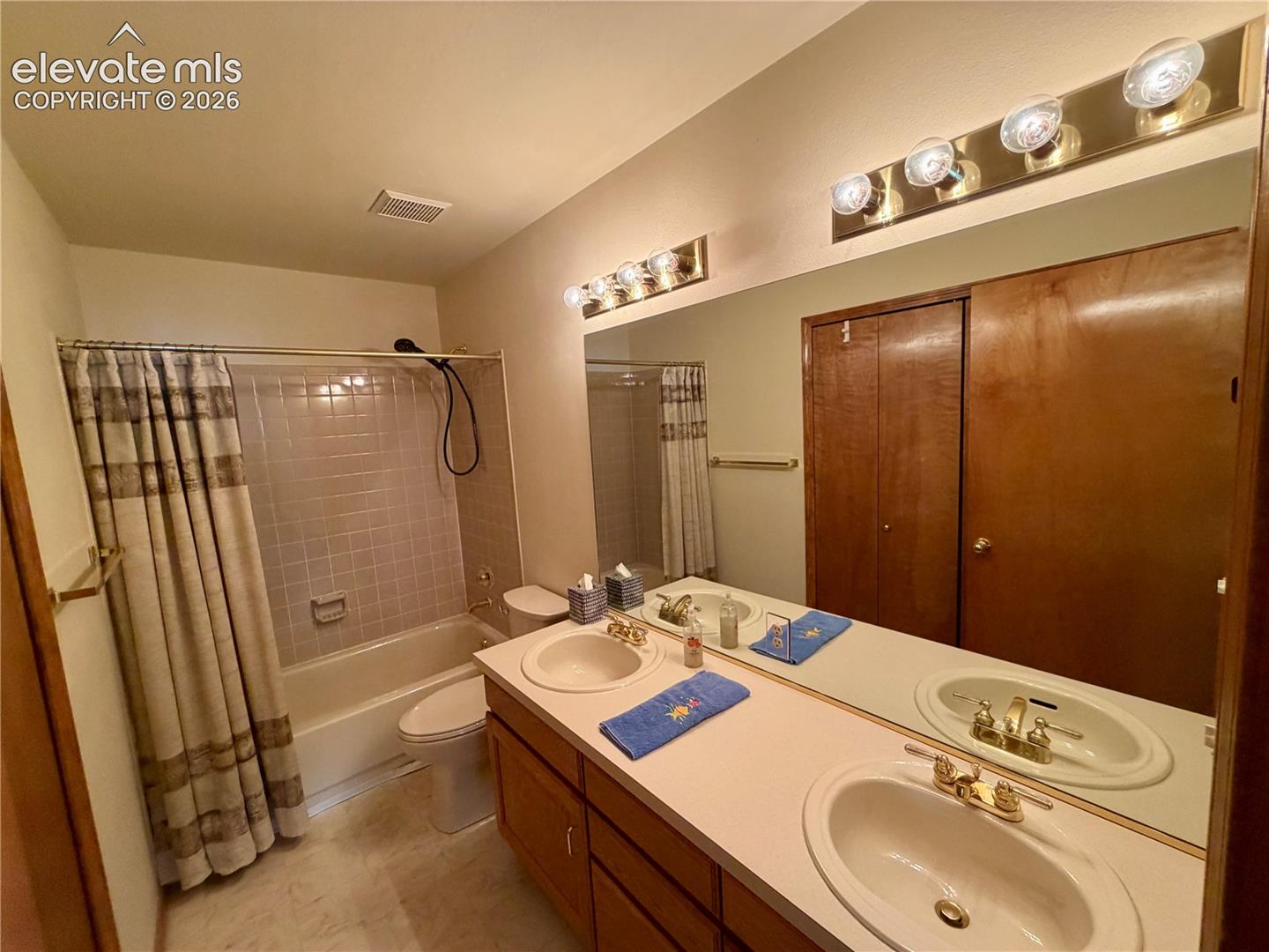 8402 Sutterfield Drive, photo 27