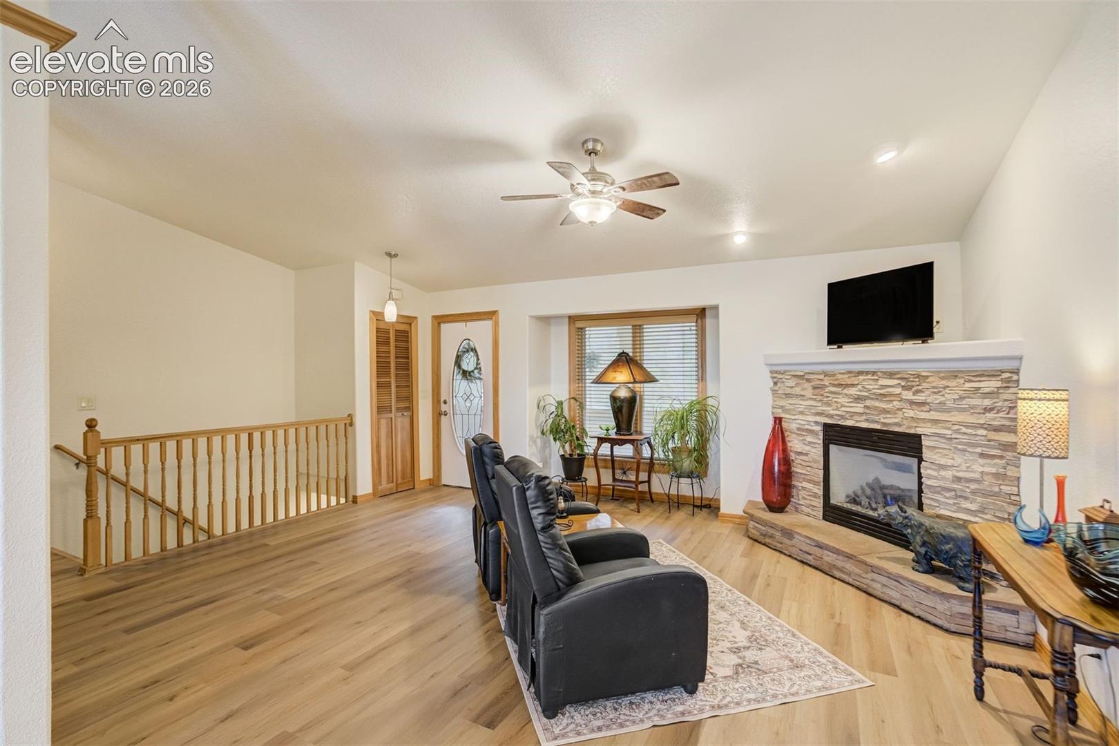 Listing photo 12 for 6285 Vessey Road