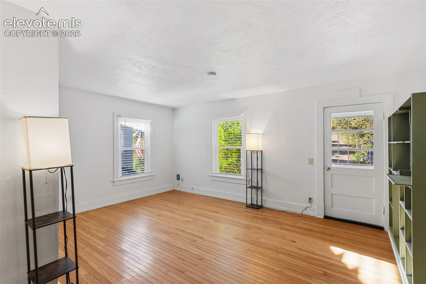 220 Illinois Avenue — listing photo
