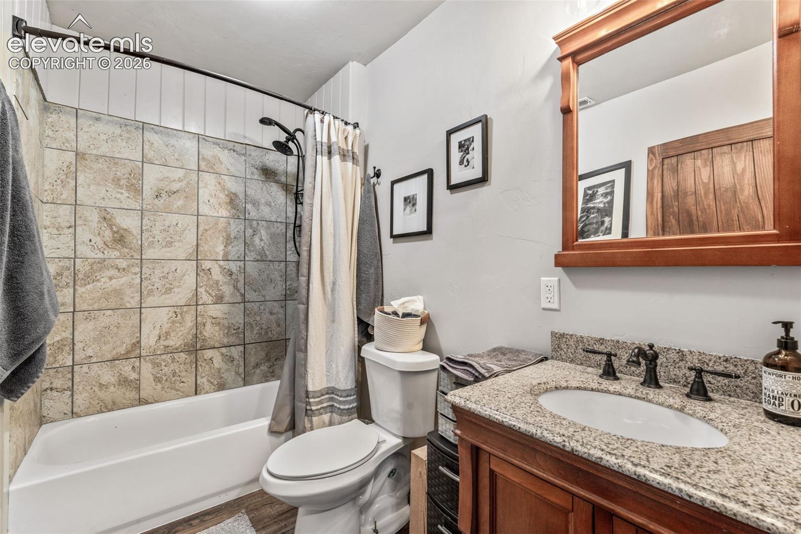 Listing photo 29 for 2270 Pikes Peak Drive