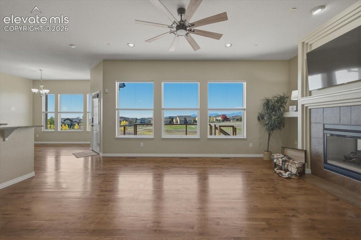 Listing photo 18 for 10862 Torreys Peak Way