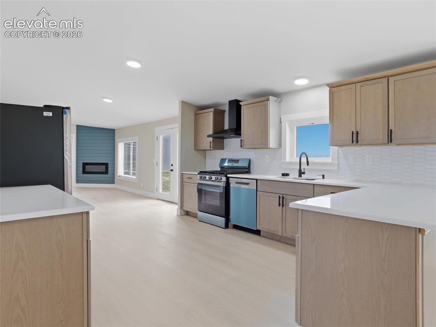Listing photo 7 for 3750 S Enoch Road