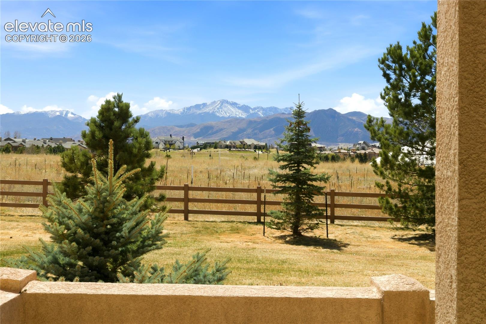 Listing photo 4 for 13036 Cupcake Heights