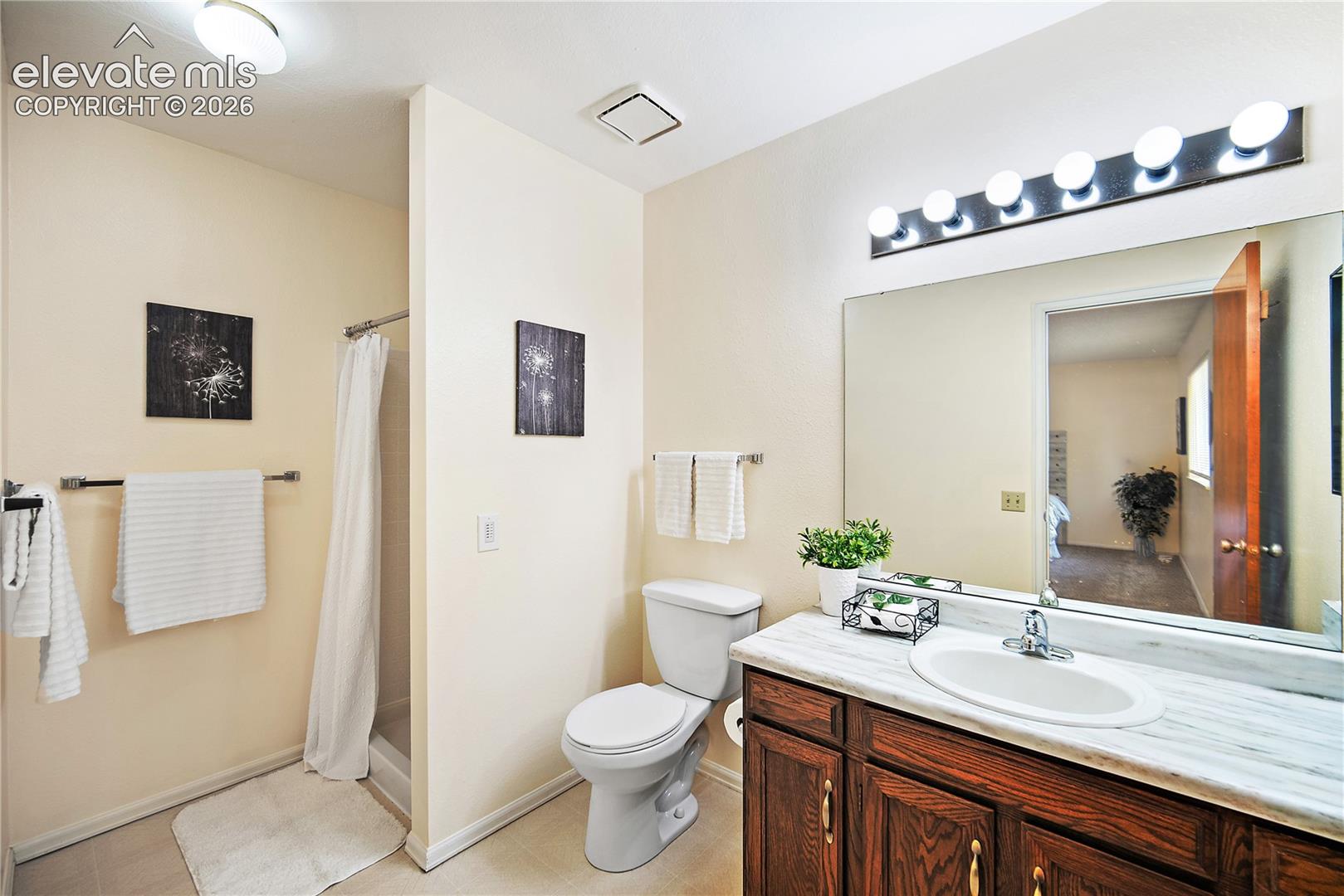 Listing photo 22 for 2998 Westcliff Circle