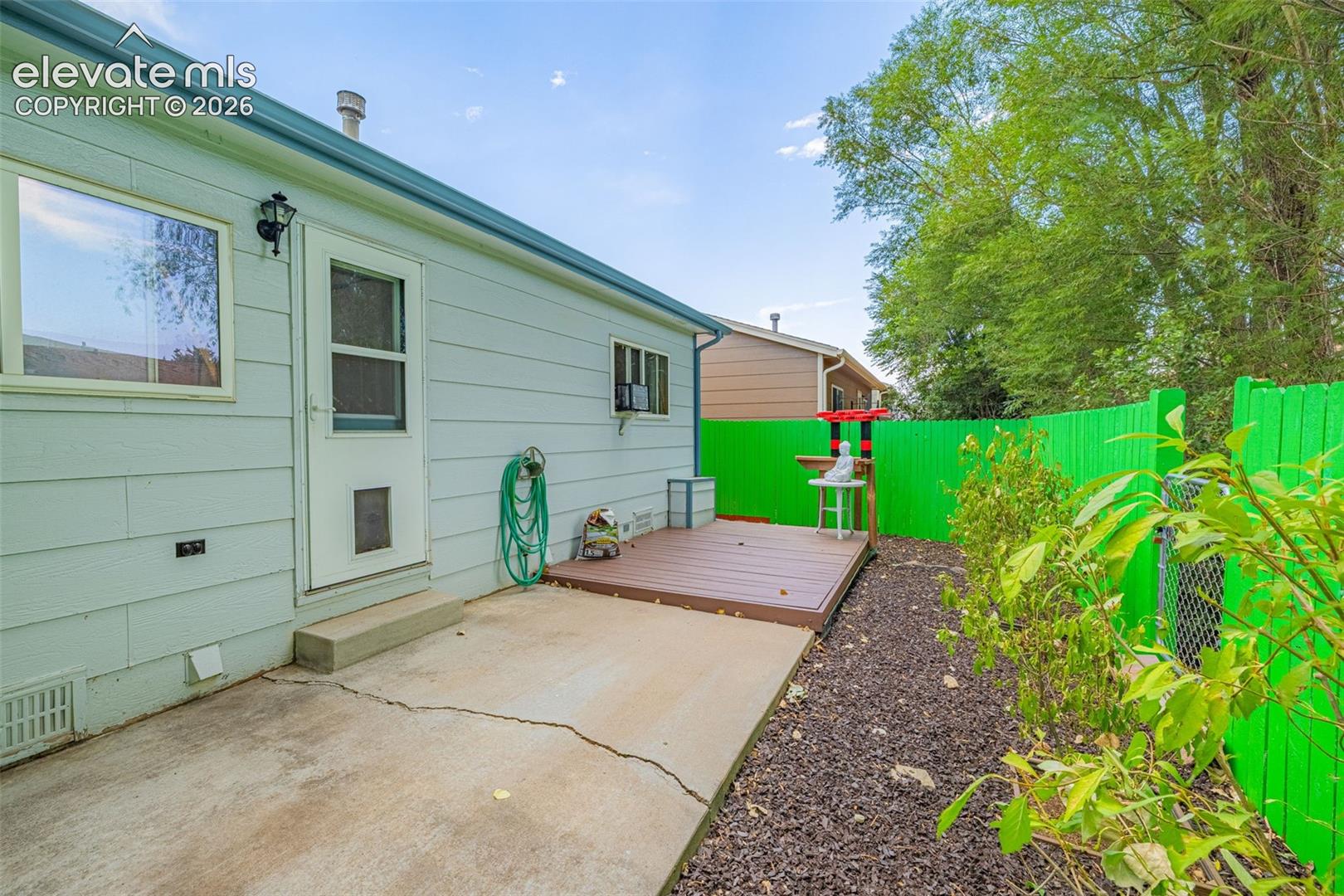 Listing photo 11 for 1010 Grinde Drive