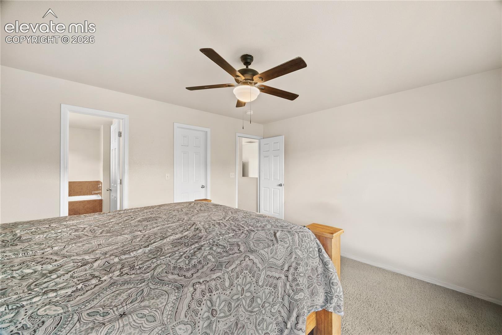 7569 Chenoa Court, photo 24