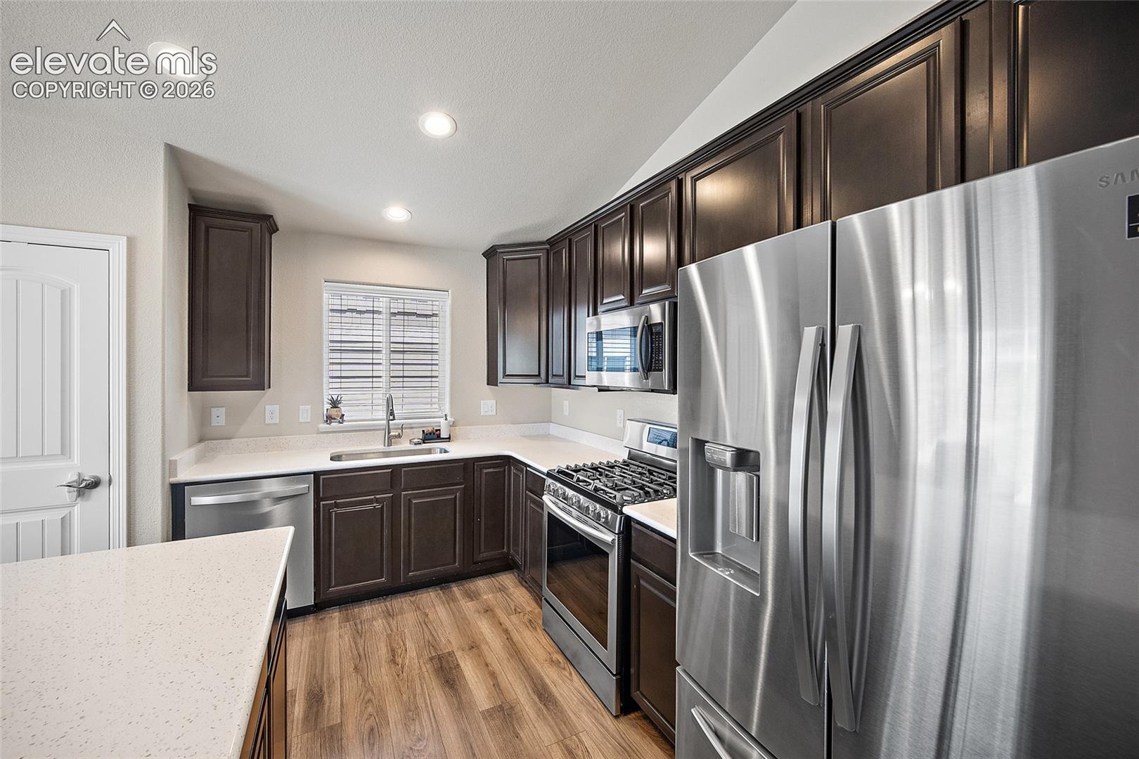 Listing photo 11 for 12832 Scenic Walk Drive