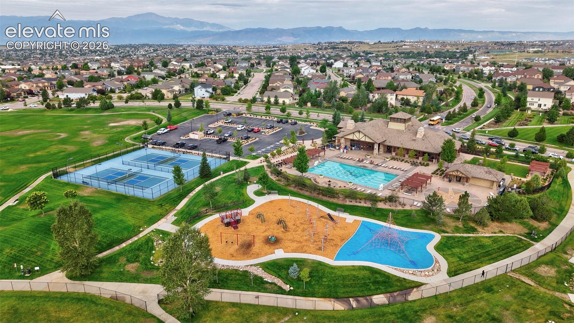 Listing photo 35 for 8803 Briar Brush Lane
