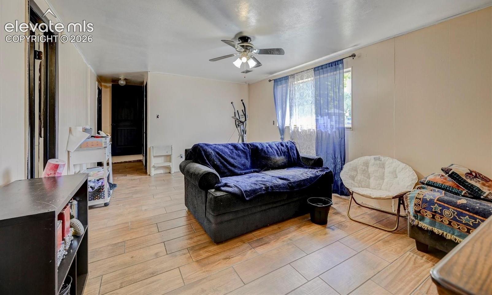 Listing photo 10 for 222 Fay Drive