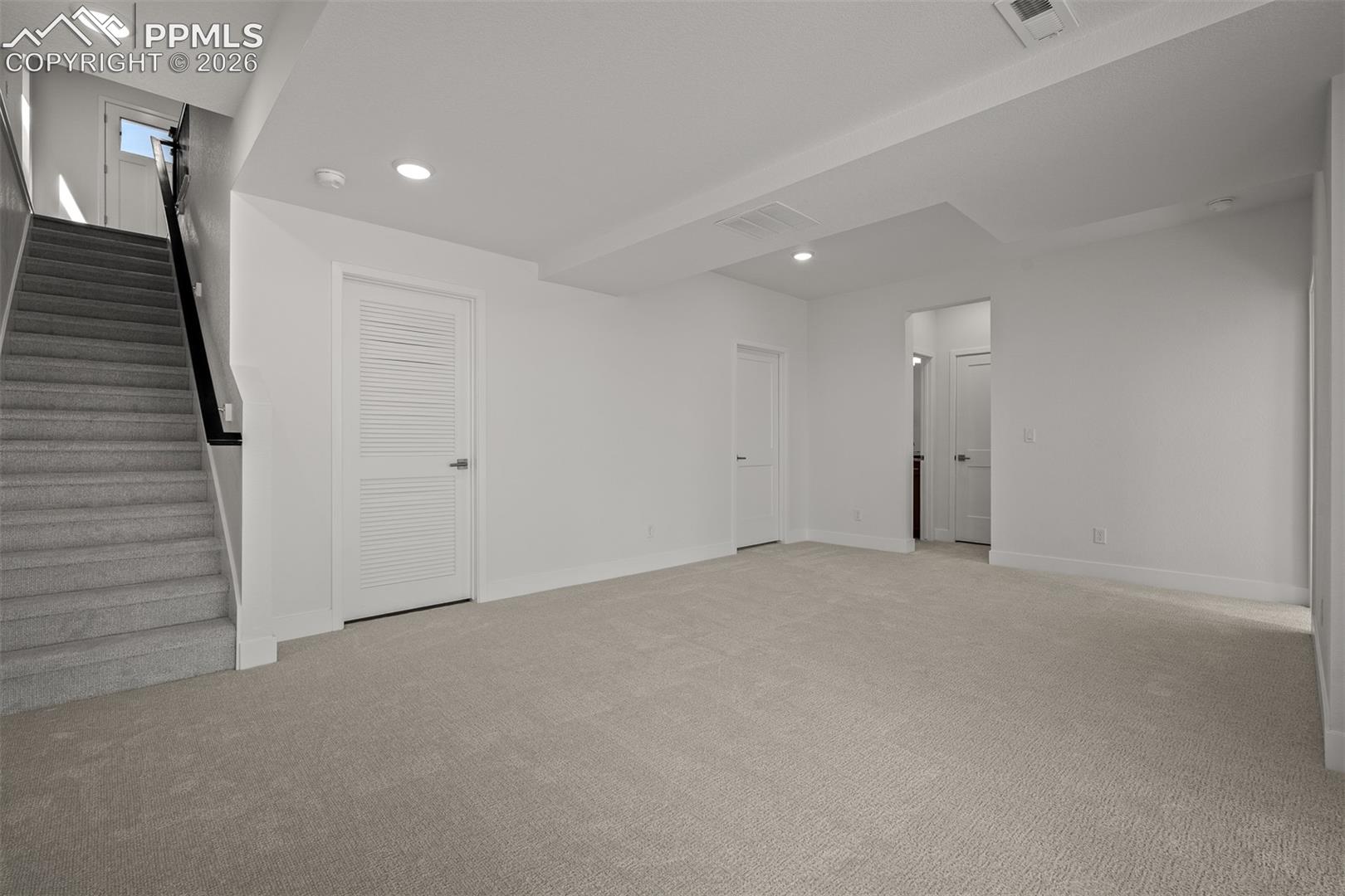 Listing photo 28 for 4555 Peak Crest View