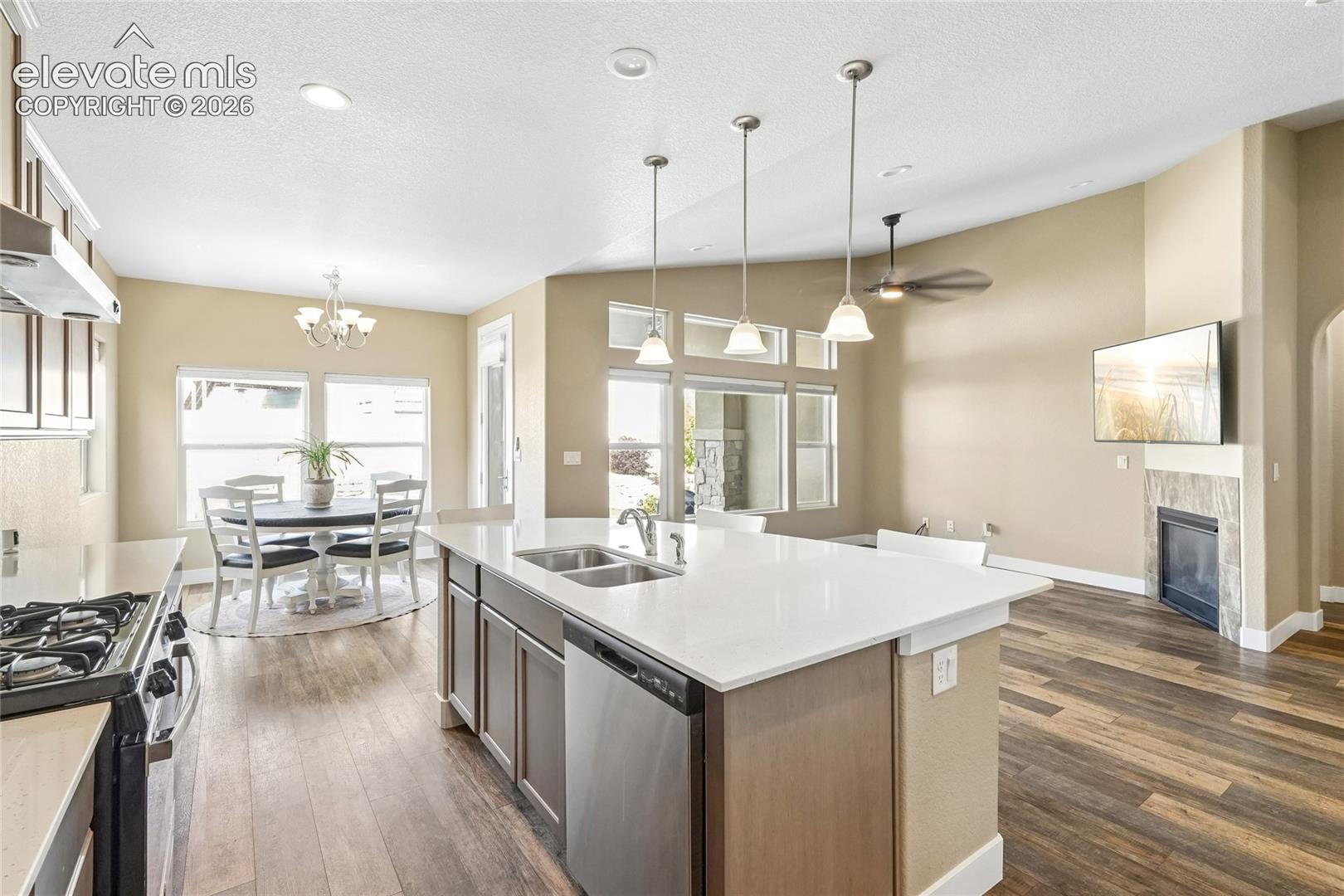 Listing photo 11 for 13117 Stone Peaks Way
