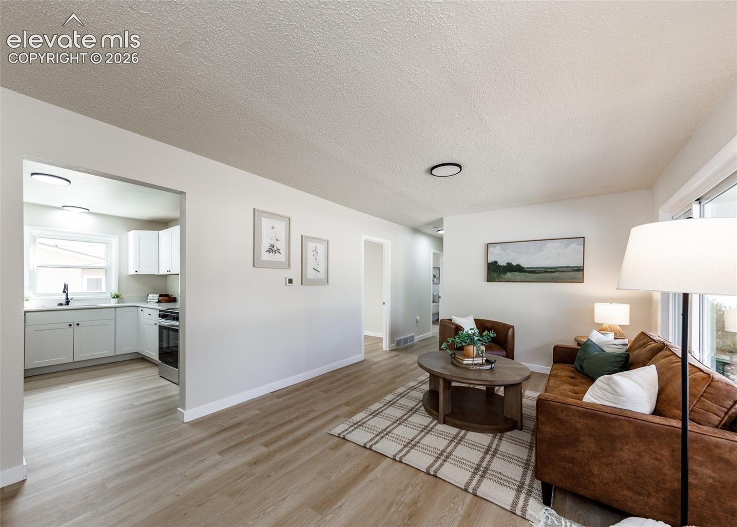 Listing photo 7 for 105 Norman Drive
