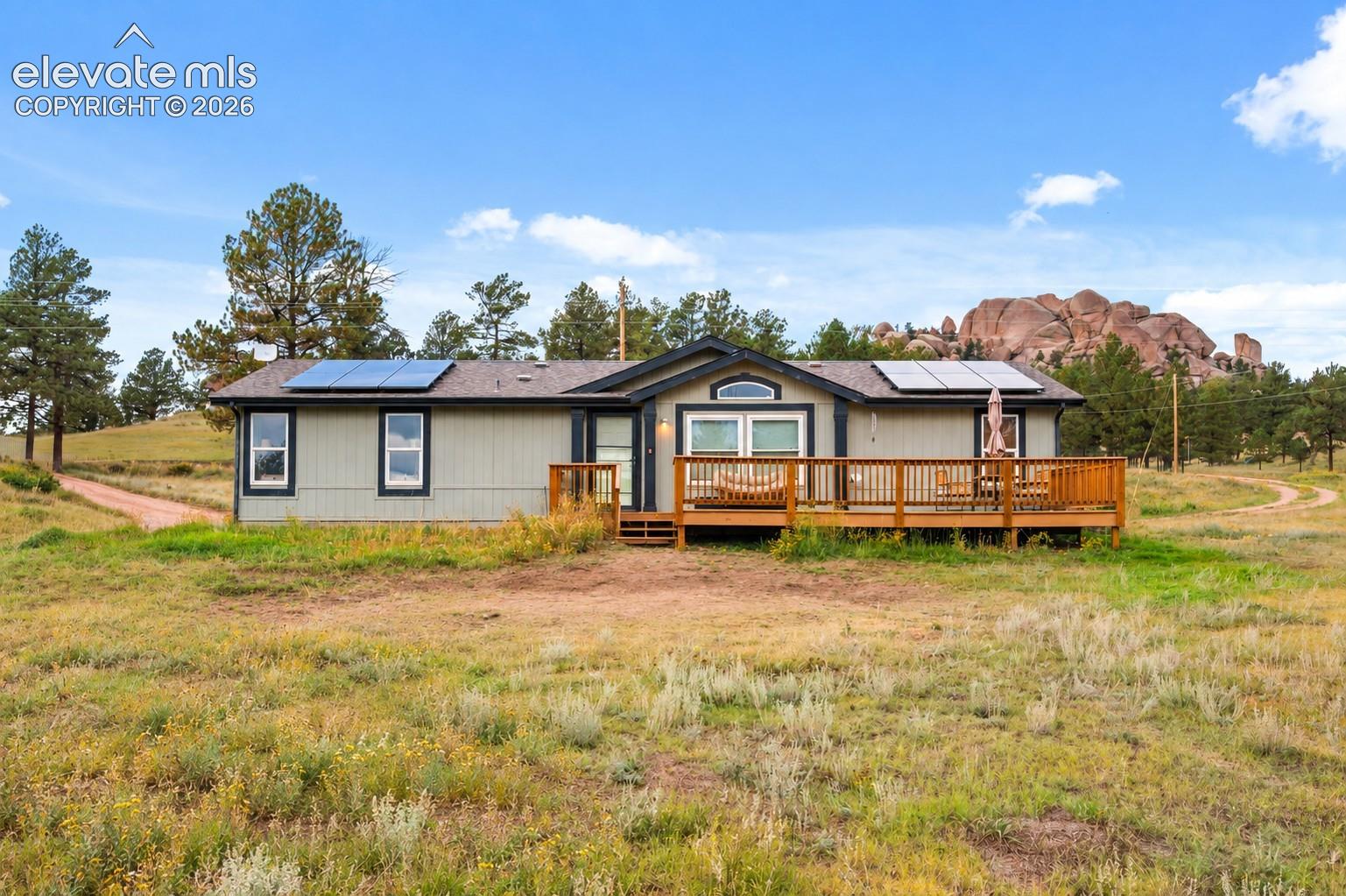 464 Hackamore Drive — listing photo