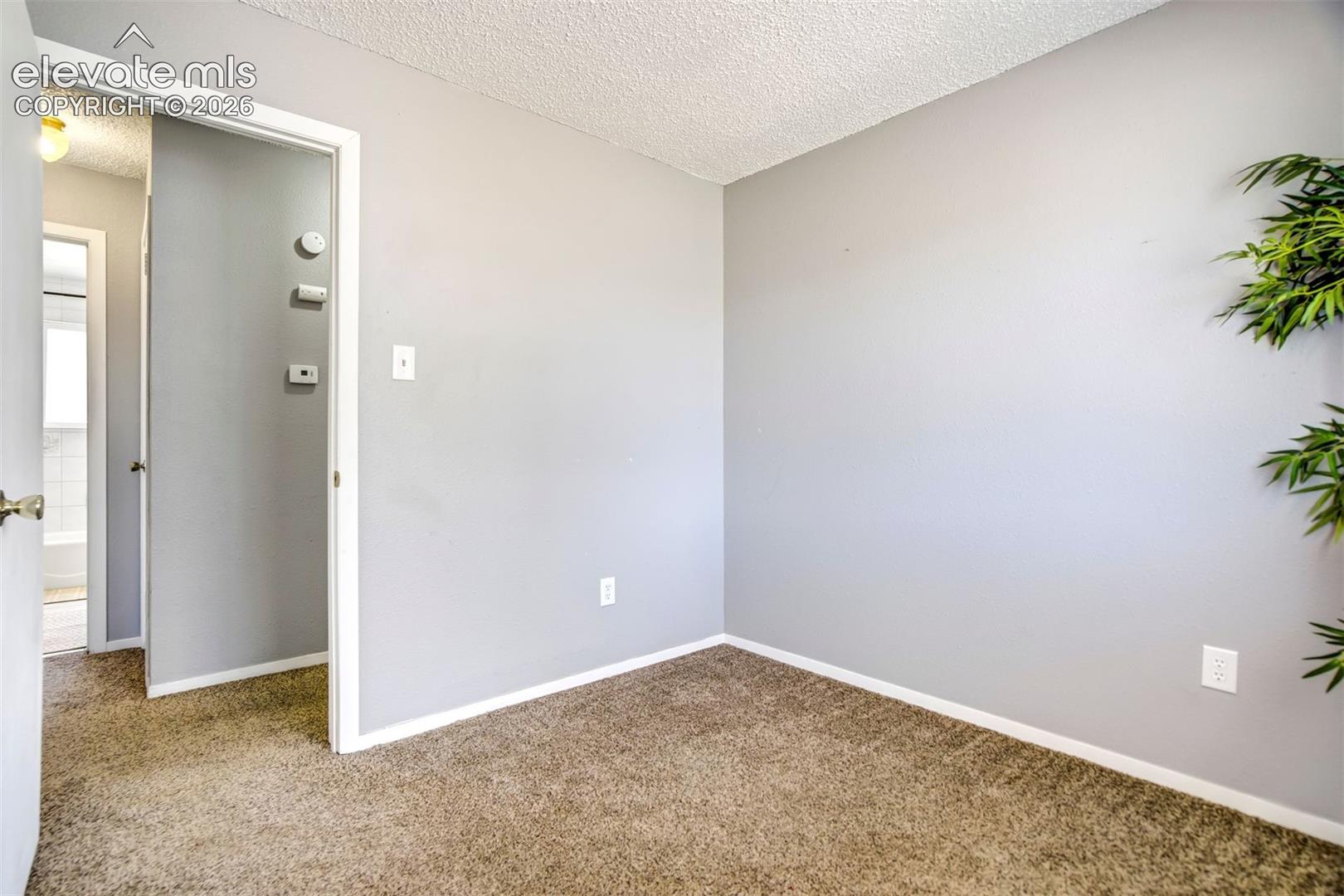 Listing photo 14 for 2408 Tucci Lane