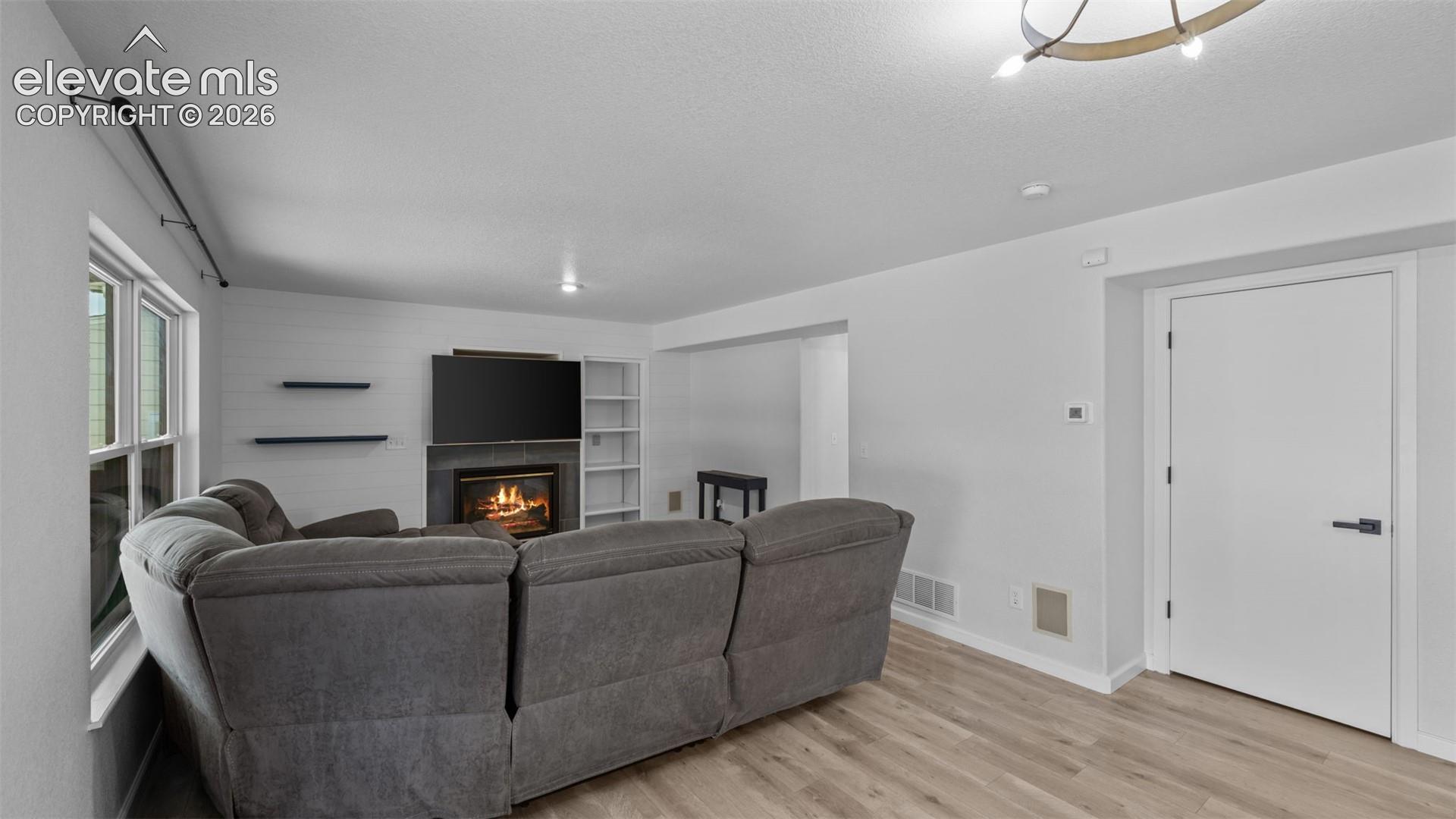 Listing photo 13 for 11854 Turney Road