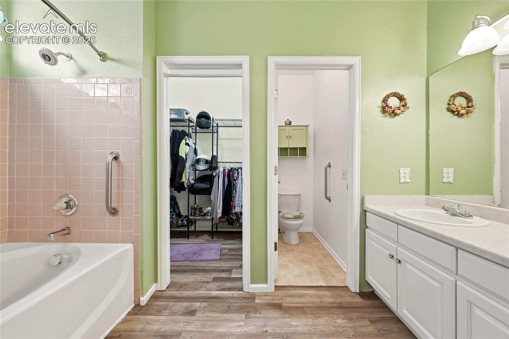 Listing photo 14 for 7608 Barn Owl Drive