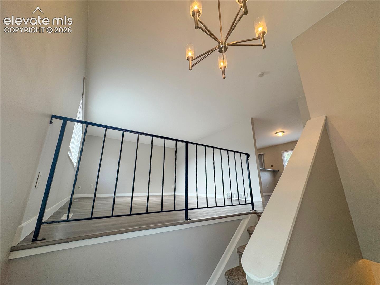 Listing photo 7 for 6074 Del Rey Drive
