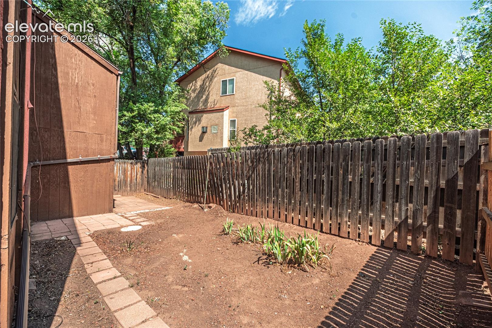 Listing photo 22 for 52 El Paso Boulevard 2B