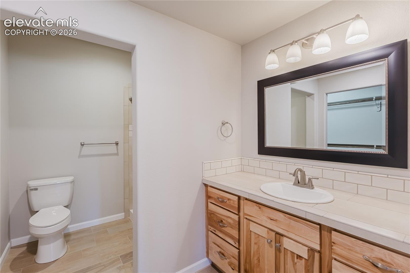 Listing photo 40 for 407 Silvermoon Heights