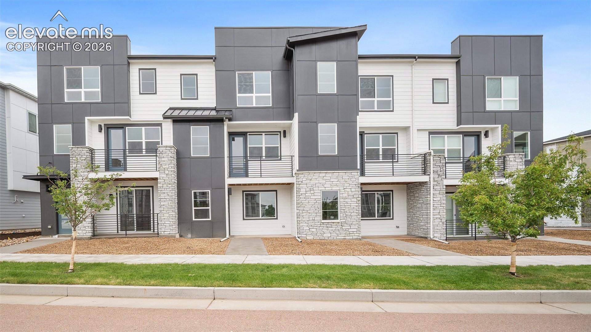 2256 Peridot Loop Heights — listing photo