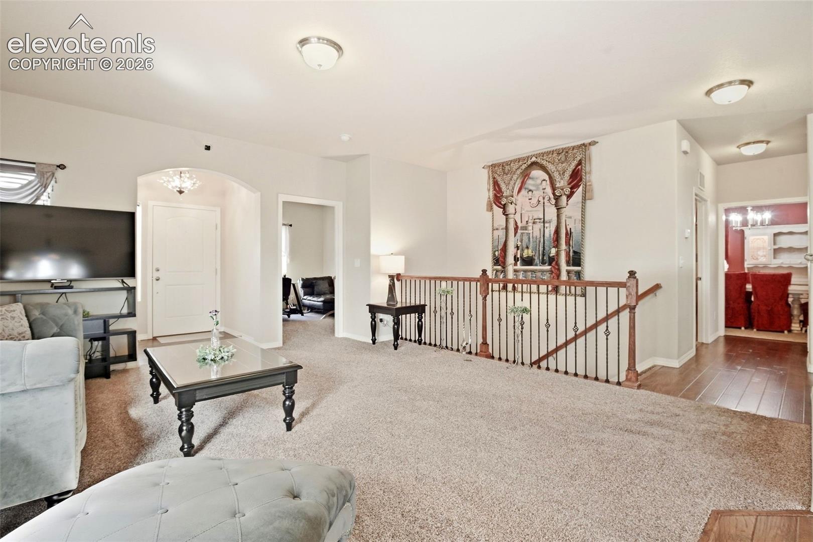 Listing photo 10 for 19524 Lindenmere Drive