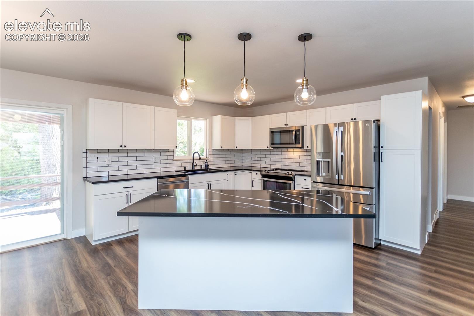 217 Cielo Vista Street, photo 5