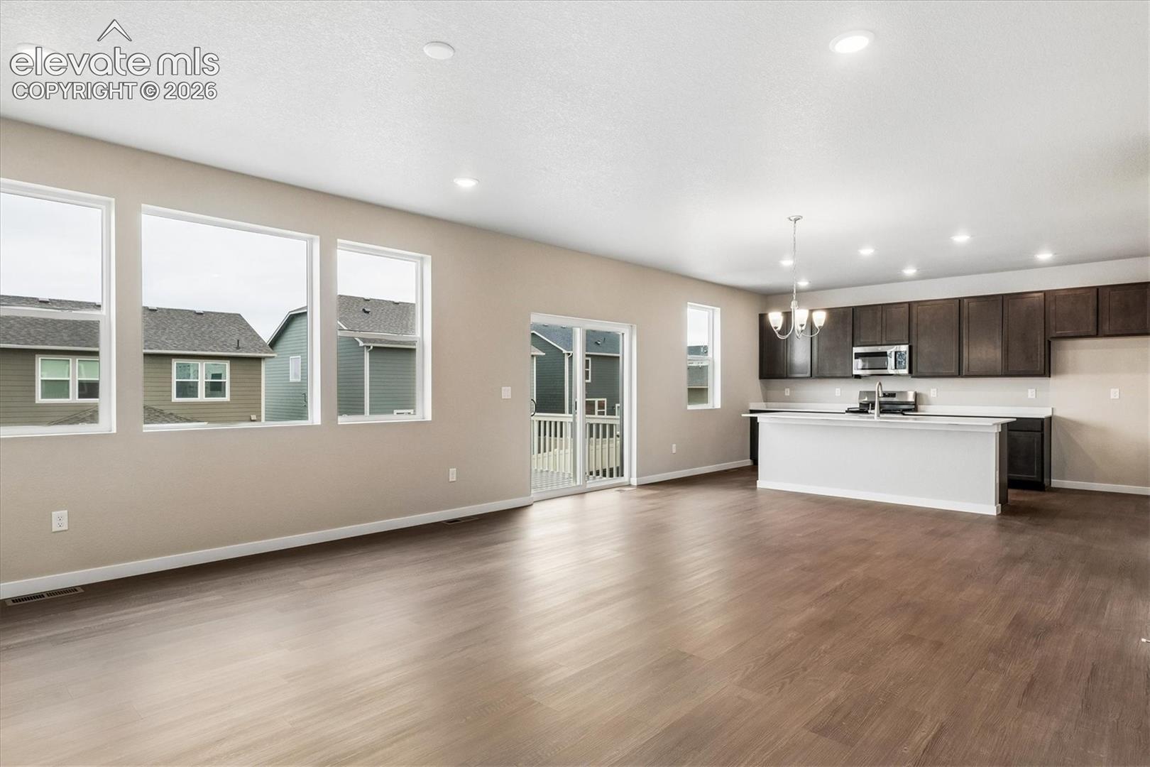 Listing photo 5 for 9708 Blaurock Drive