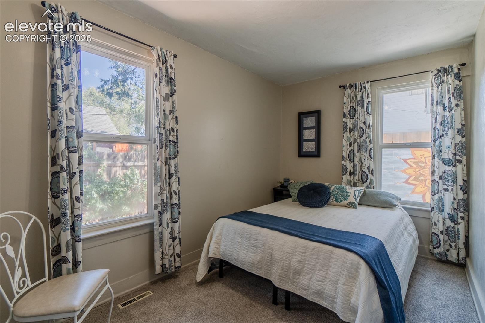 Listing photo 14 for 2701 Wood Avenue