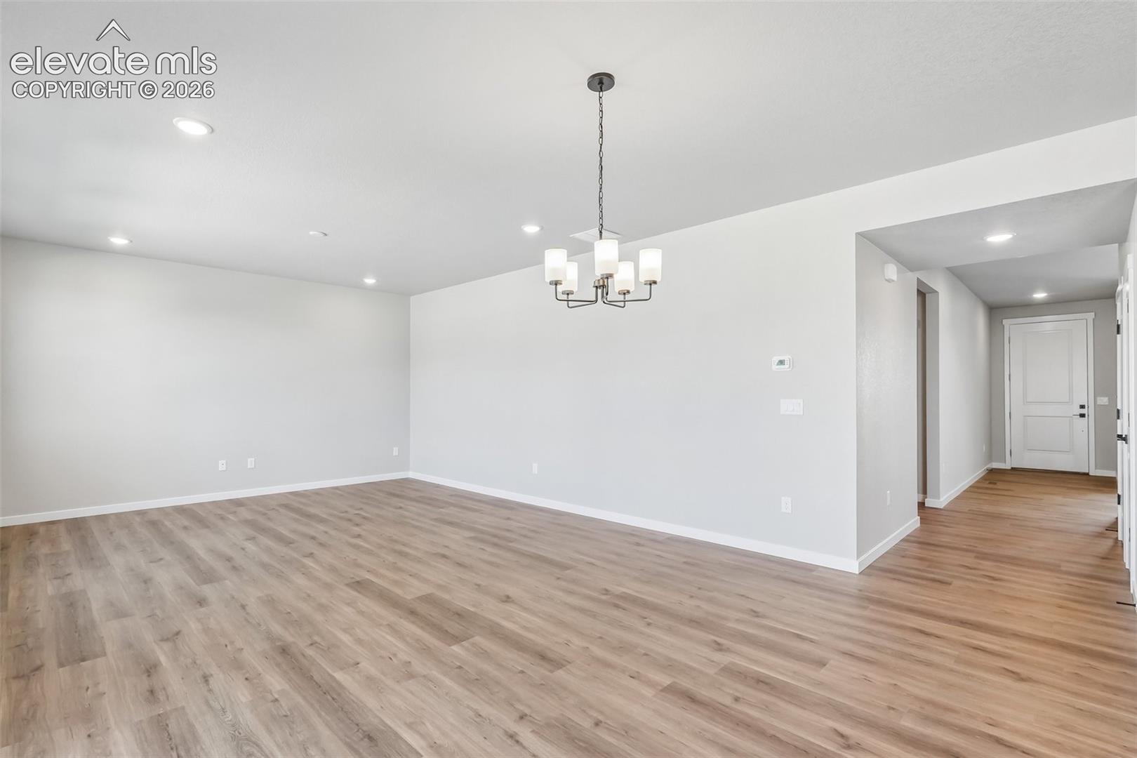 Listing photo 8 for 9696 Blaurock Drive