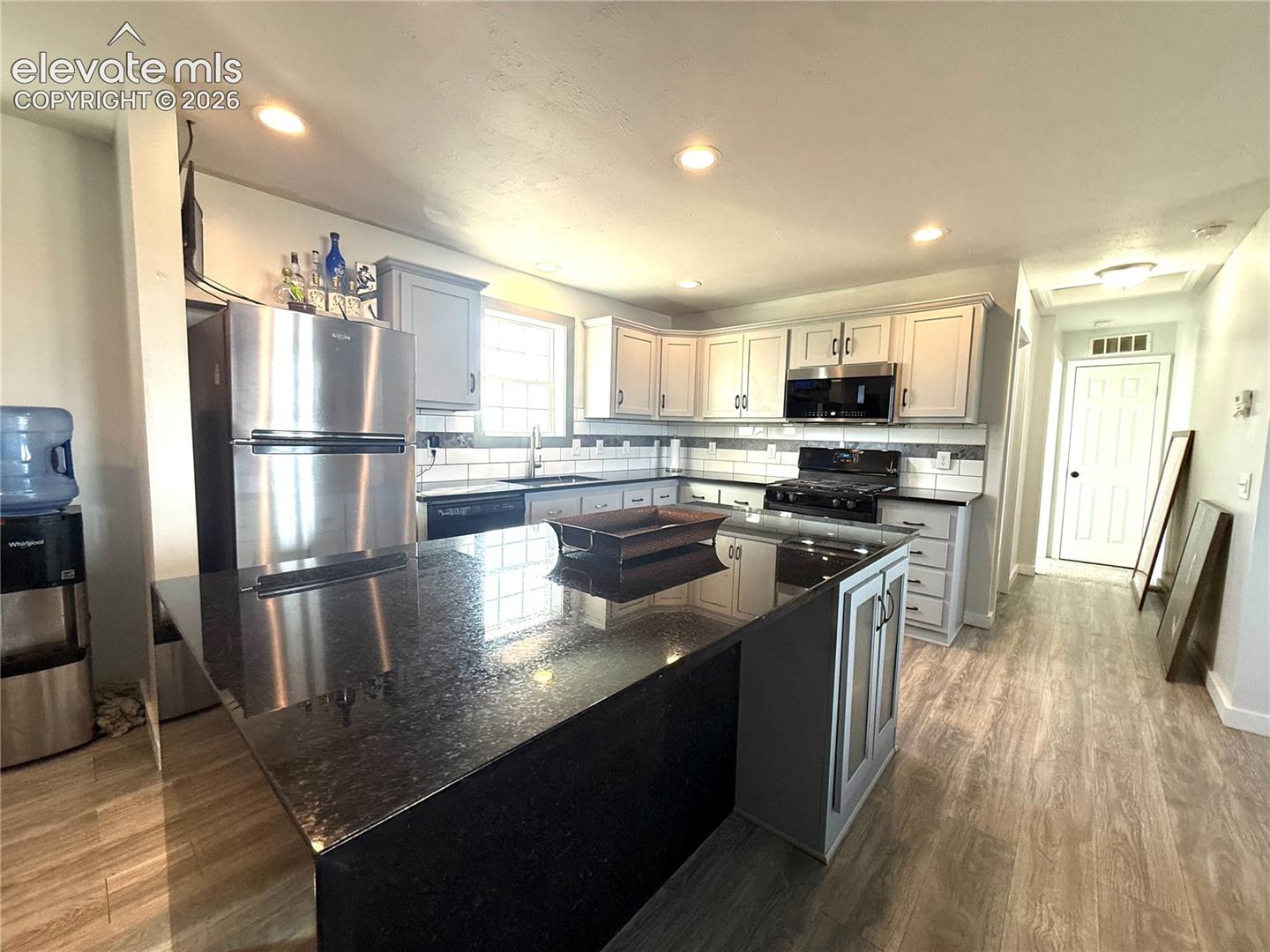 Listing photo 13 for 22716 County Road 2