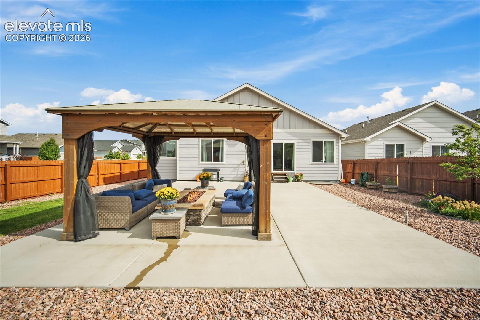 Listing photo 37 for 9790 Vistas Park Drive
