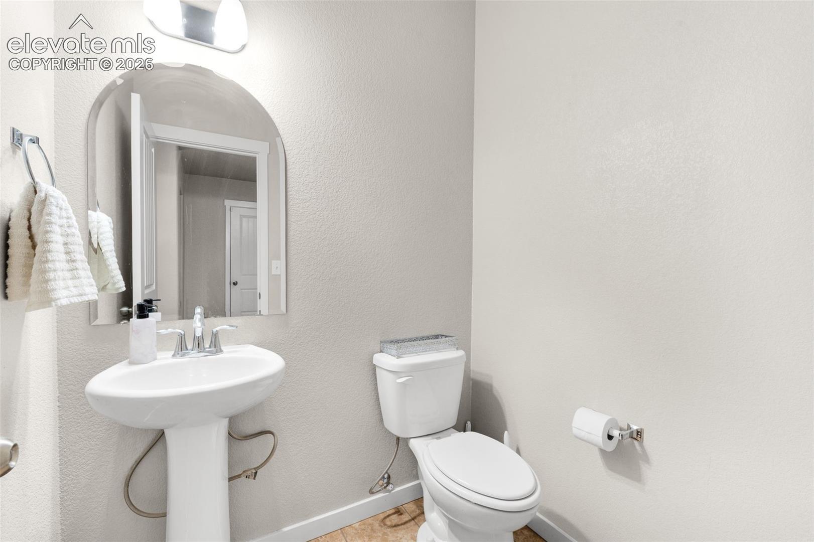 Listing photo 15 for 7437 Bigtooth Maple Drive